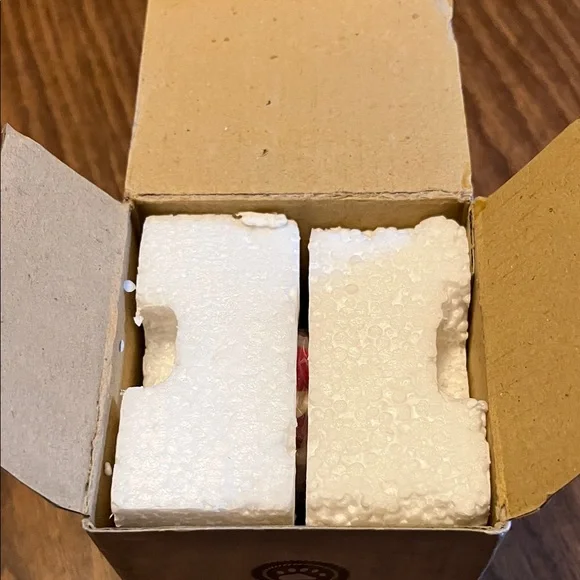 NIB Boyd’s 2010 Retired Limited Edition. Nana Betty’s Cupcake w/Sweetie McBibble - Picture 7 of 12